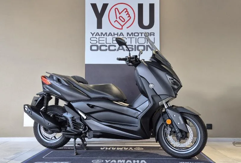 XMAX 125