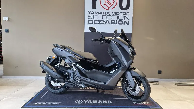 NMAX 125 TECH MAX