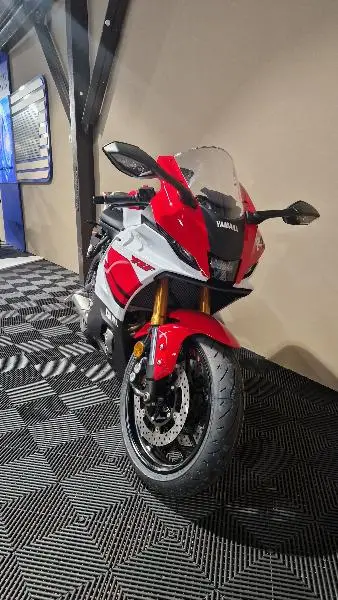 YZFR7 WORLD GP 60TH ANNIVERSARY