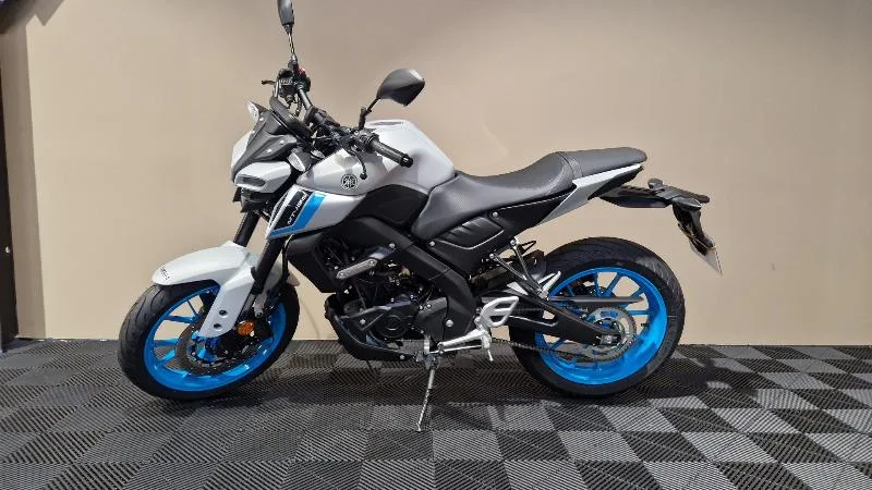 MT125 ABS
