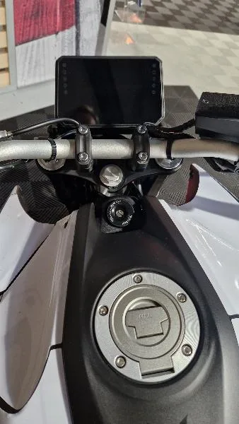 MT07