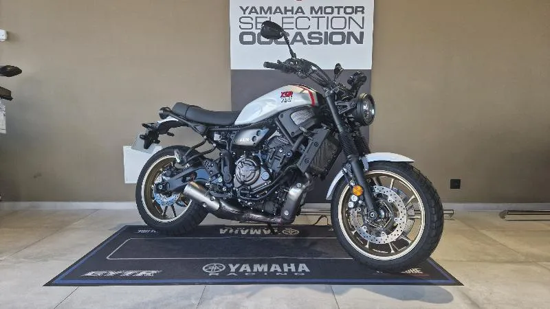 XSR 700 XTRIBUTE
