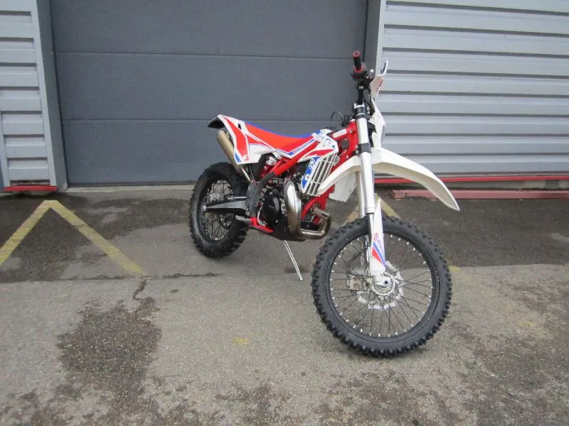 XTRAINER 300