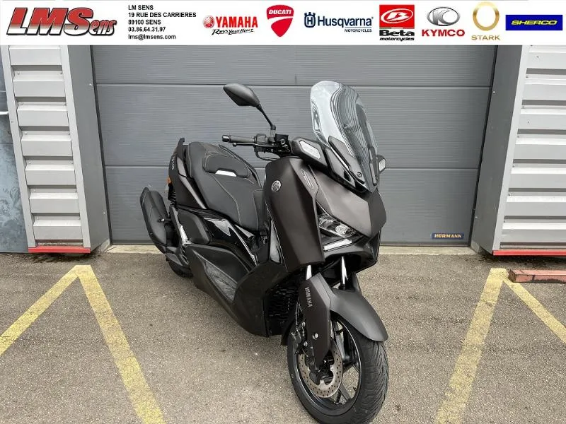 XMAX 125 TECH MAX