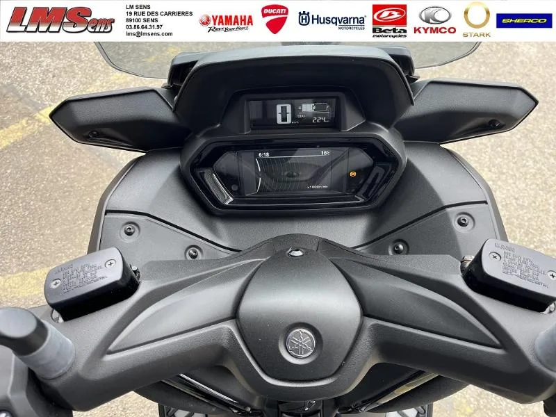 XMAX 125 TECH MAX