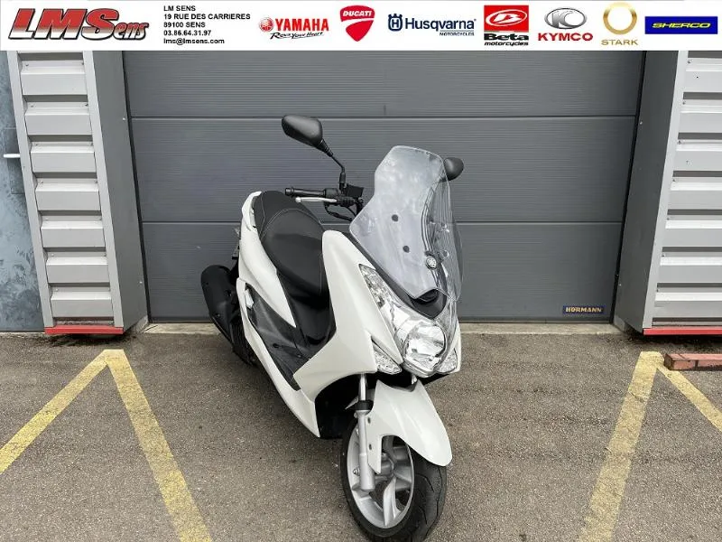 MAJESTY 125