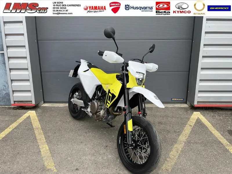 701 SUPERMOTO