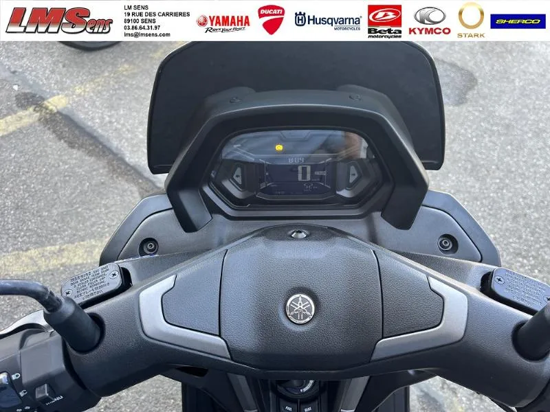 NMAX 125