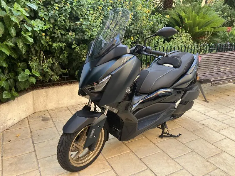 XMAX 300 Tech Max