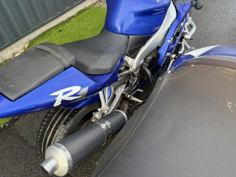 YZF 1000 R1