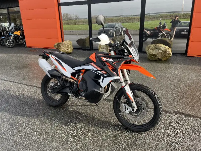 890 ADVENTURE R