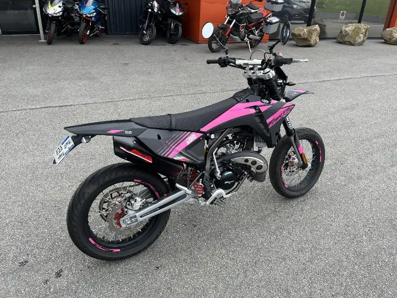 SM 50 PERFORMANCE