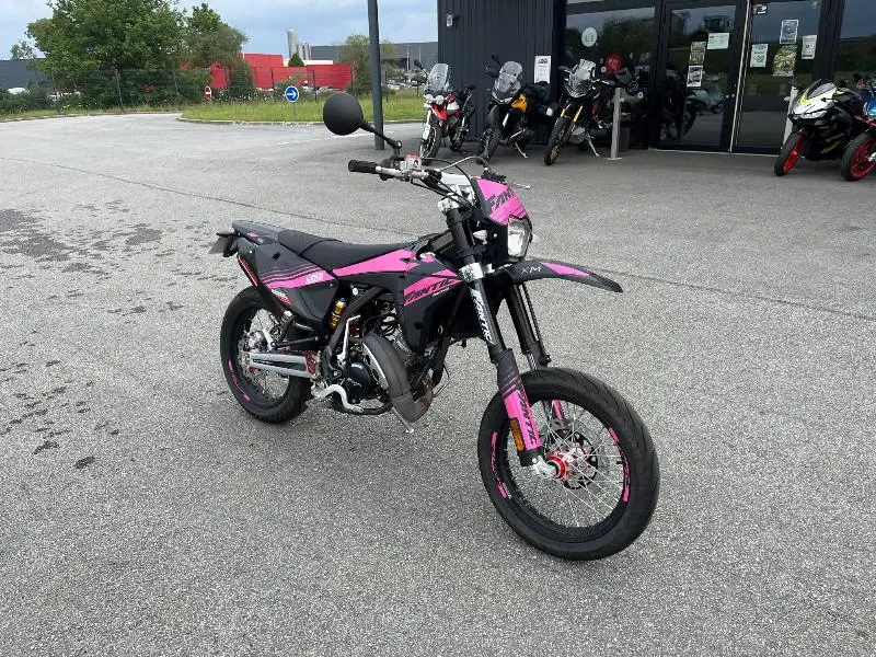 SM 50 PERFORMANCE