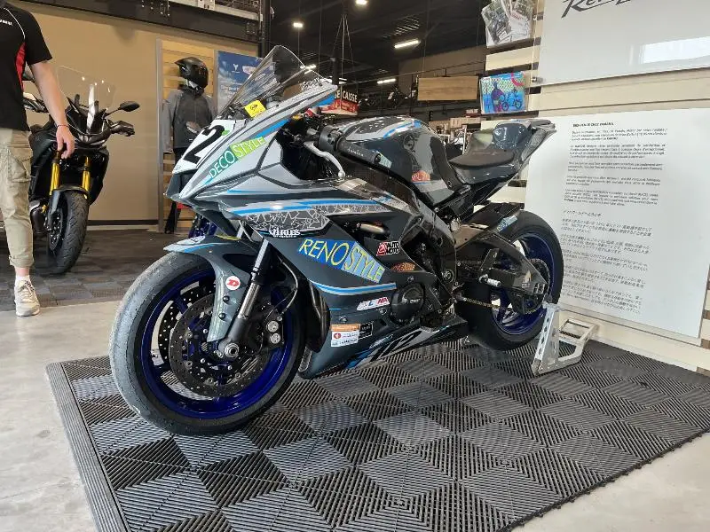 YZFR6
