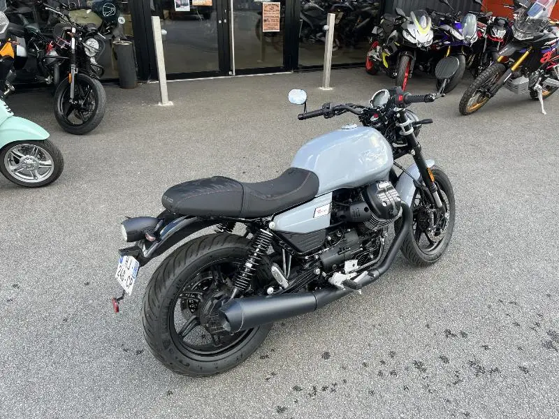 V7 SPORT 850