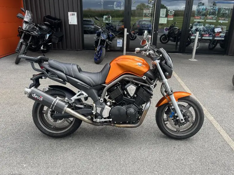 BT 1100 BULLDOG