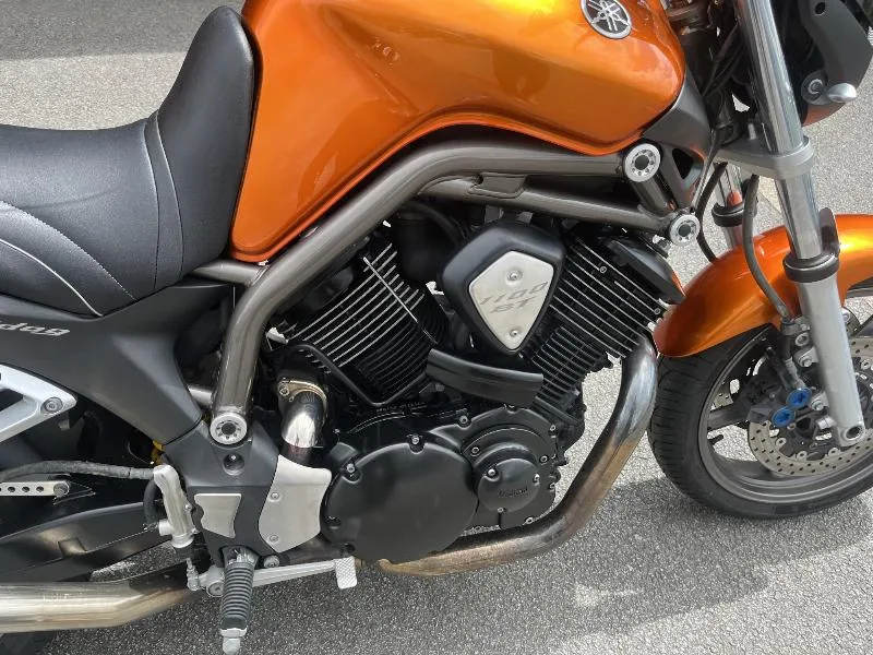 BT 1100 BULLDOG