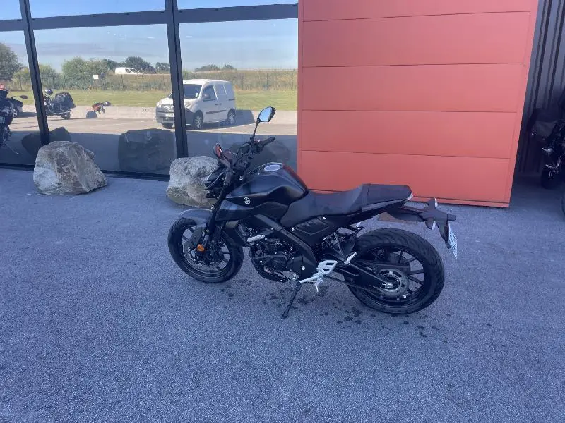 MT125