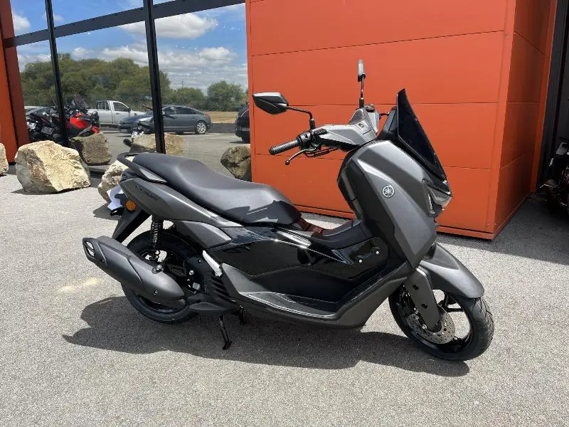 NMAX 125