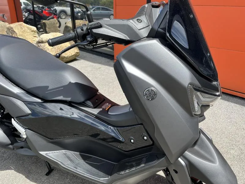 NMAX 125