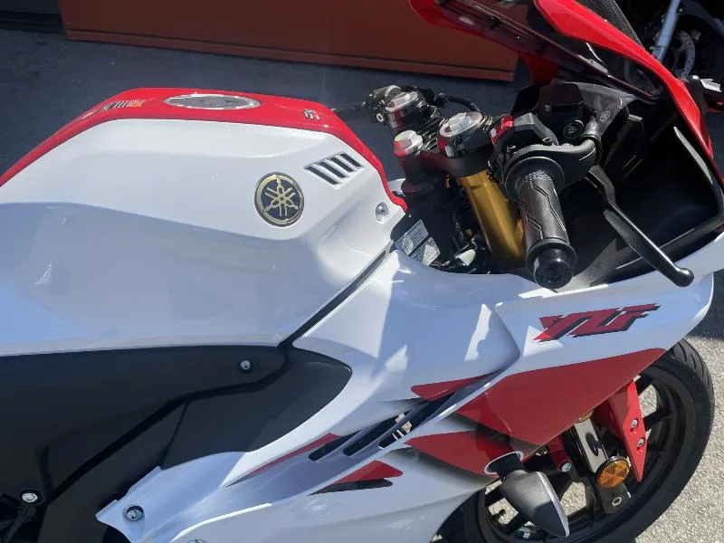 R125 World GP 60th Anniversary