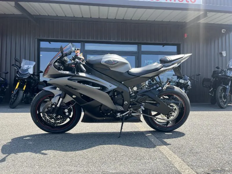 YZFR6