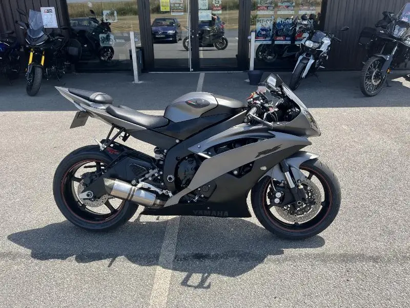 YZFR6