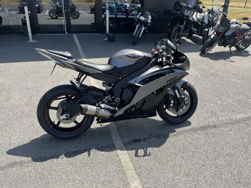 YZFR6