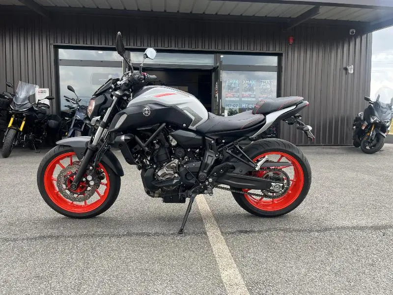 MT07 