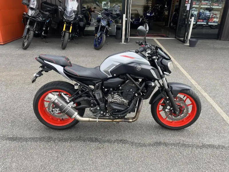 MT07 