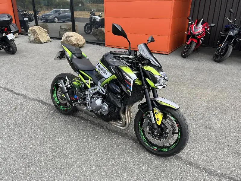 Z 900