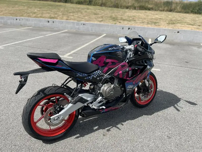 RS 457