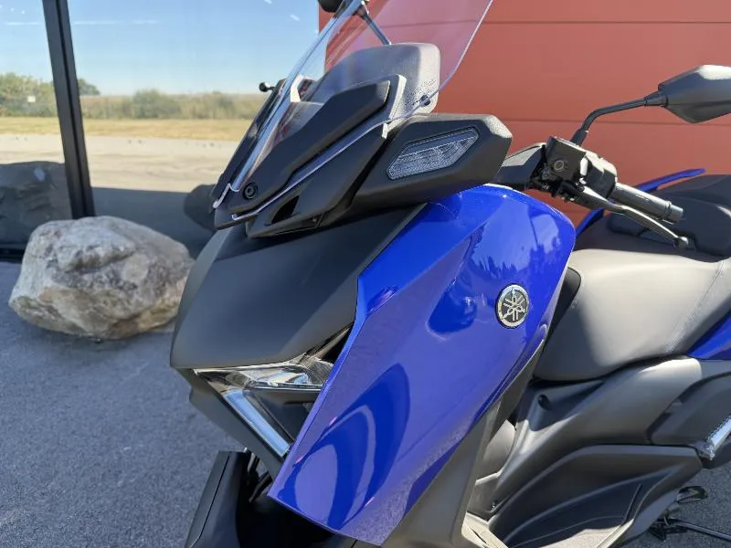 XMAX 125