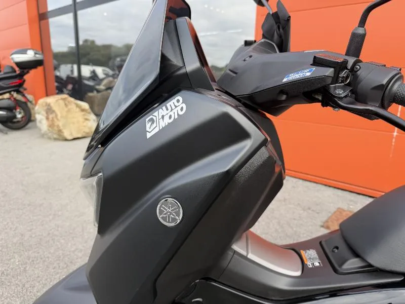 NMAX 125