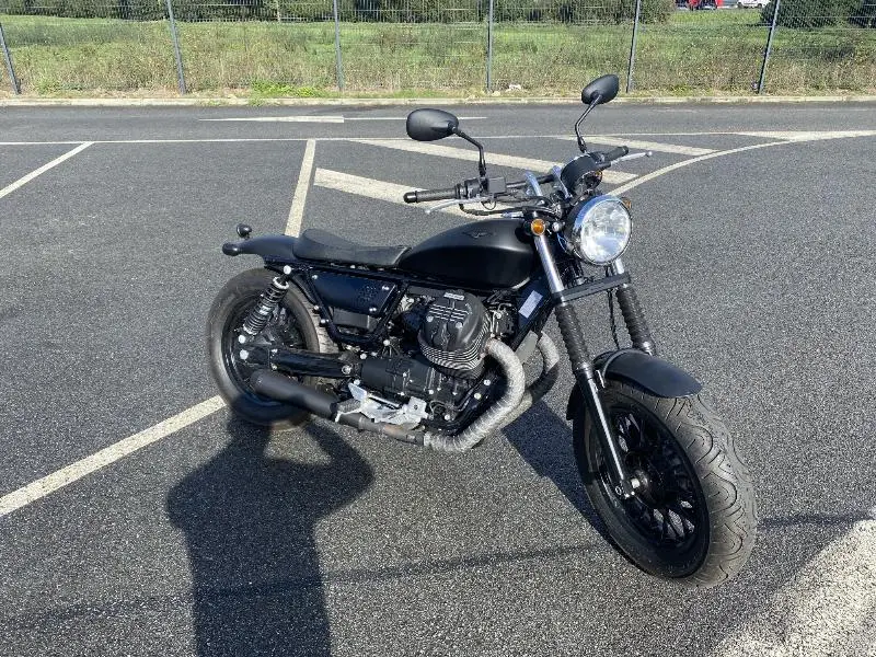 V9 BOBBER