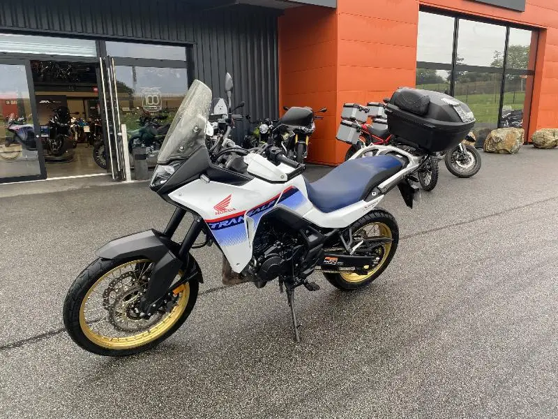 TRANSALP 750