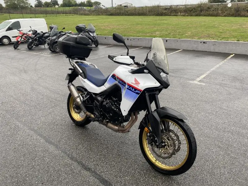 TRANSALP 750