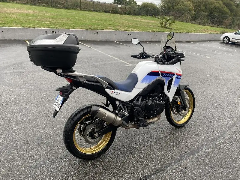 TRANSALP 750