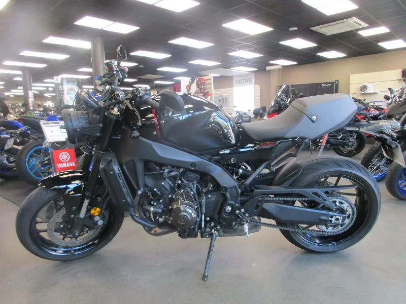 XSR 900