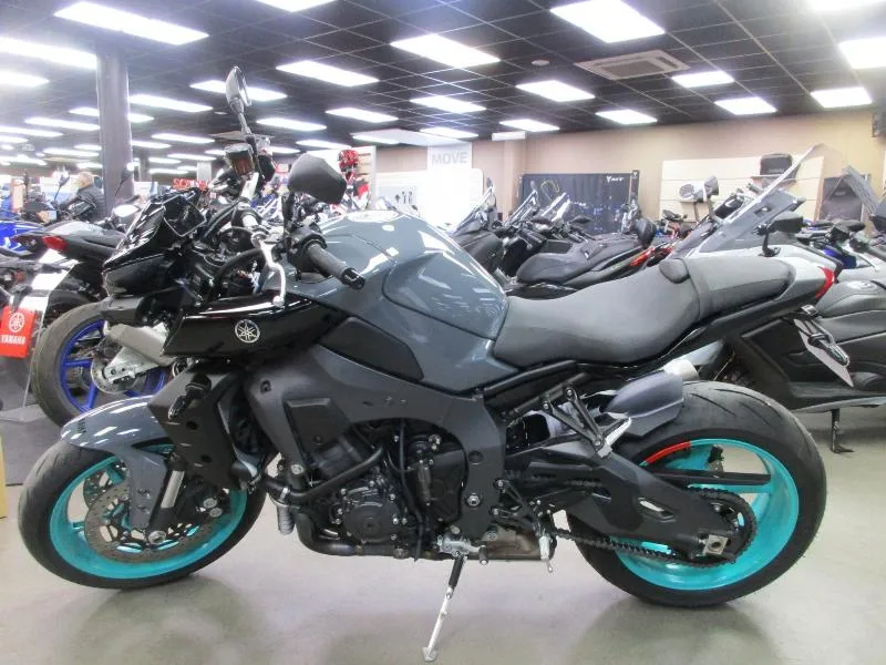 MT10 2023