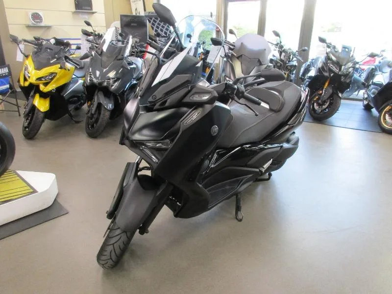 XMAX 300 Tech Max