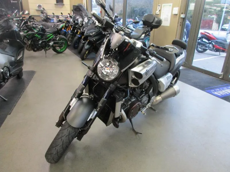 VMAX 1700