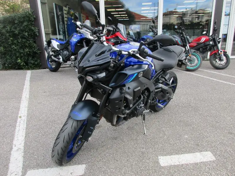 MT10
