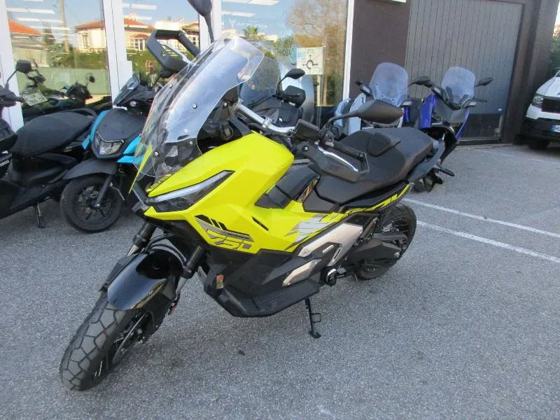 XADV