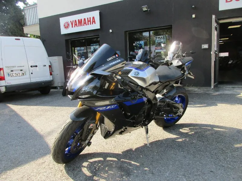 YZF 1000 R1 M