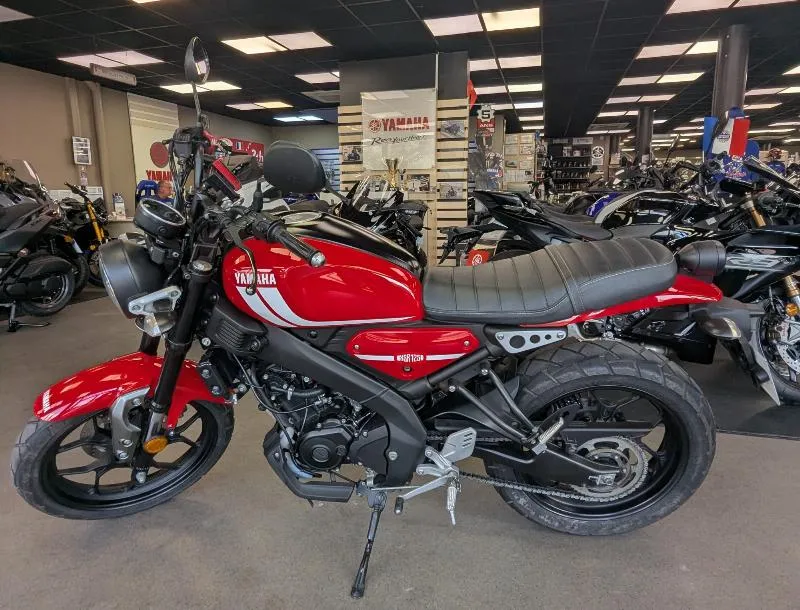 XSR 125 2022