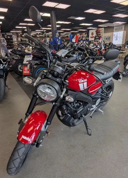 XSR 125