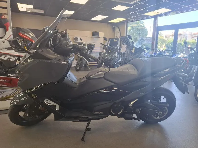 XP TMAX 560 TECH MAX
