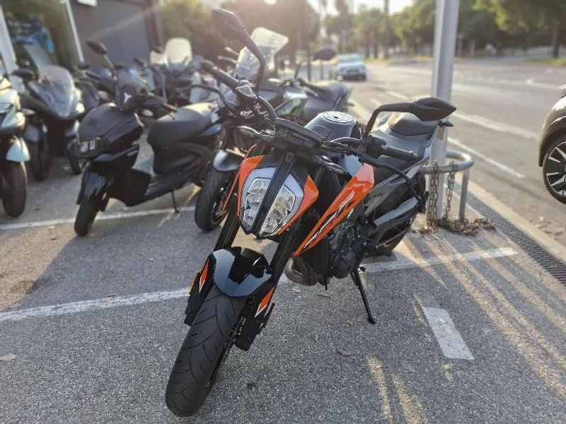 790 DUKE L