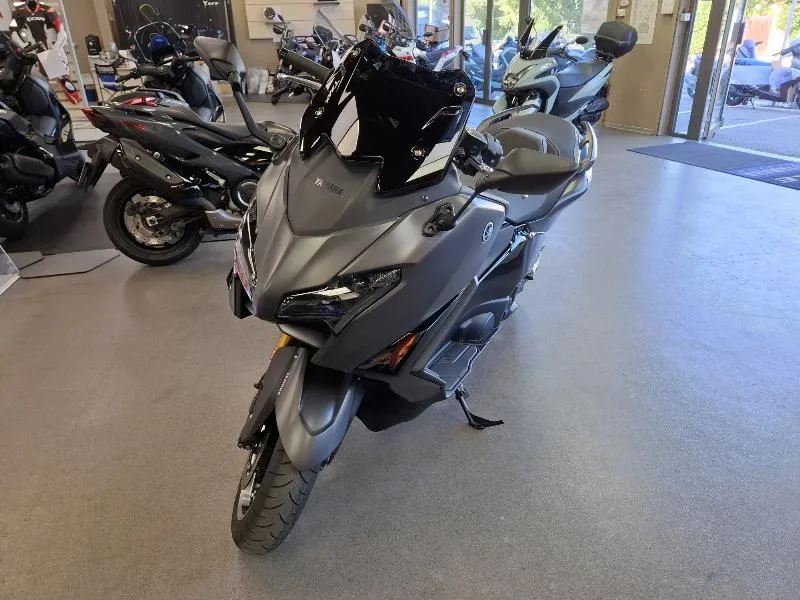 XP TMAX 560 TECH MAX